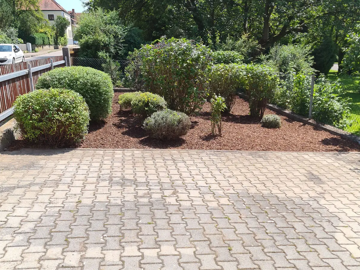 Bild von den Gartenarbeiten von Gath Hausmeisterservice